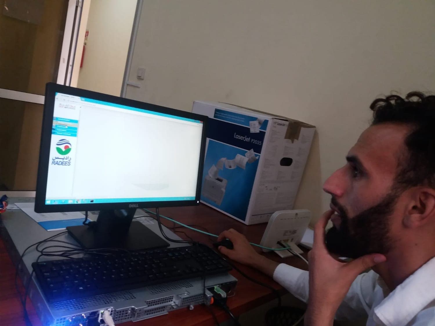 Ismail Essabar working at a client site
