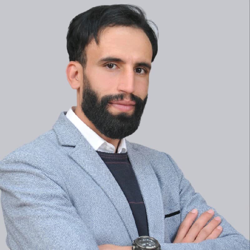 Portrait of Ismail Essabar